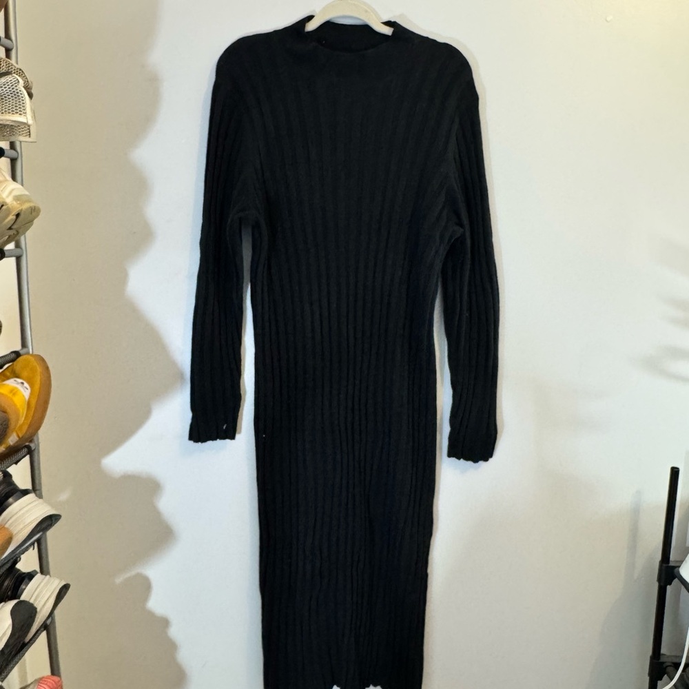 GAP Knit Black Long Sleeve Ribbed Dress